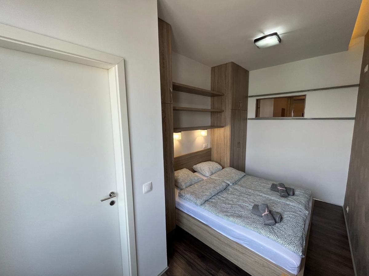 B38 Apartment *