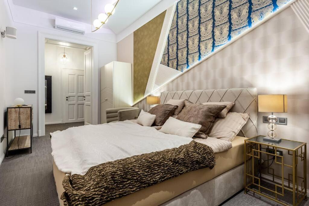 Luxurious In The Center * Budapest