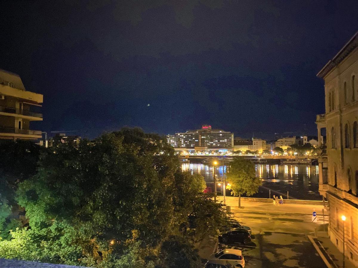 Danube View Artapartment With Balcony Apartment Budapest