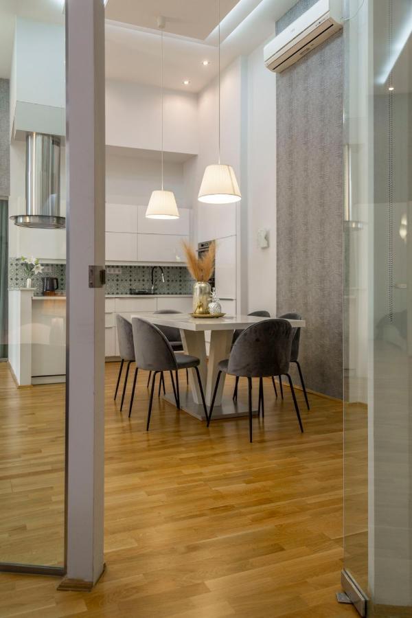 Apartment Luxurious & Spacious Downtown In Liszt Ferenc Square Budapest
