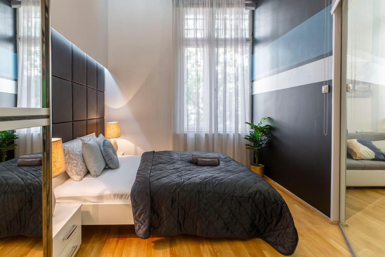 Luxurious & Spacious Downtown In Liszt Ferenc Square