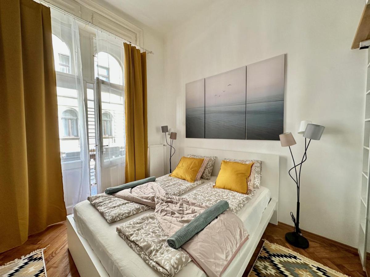 Apartment Weinerhouse Design *
