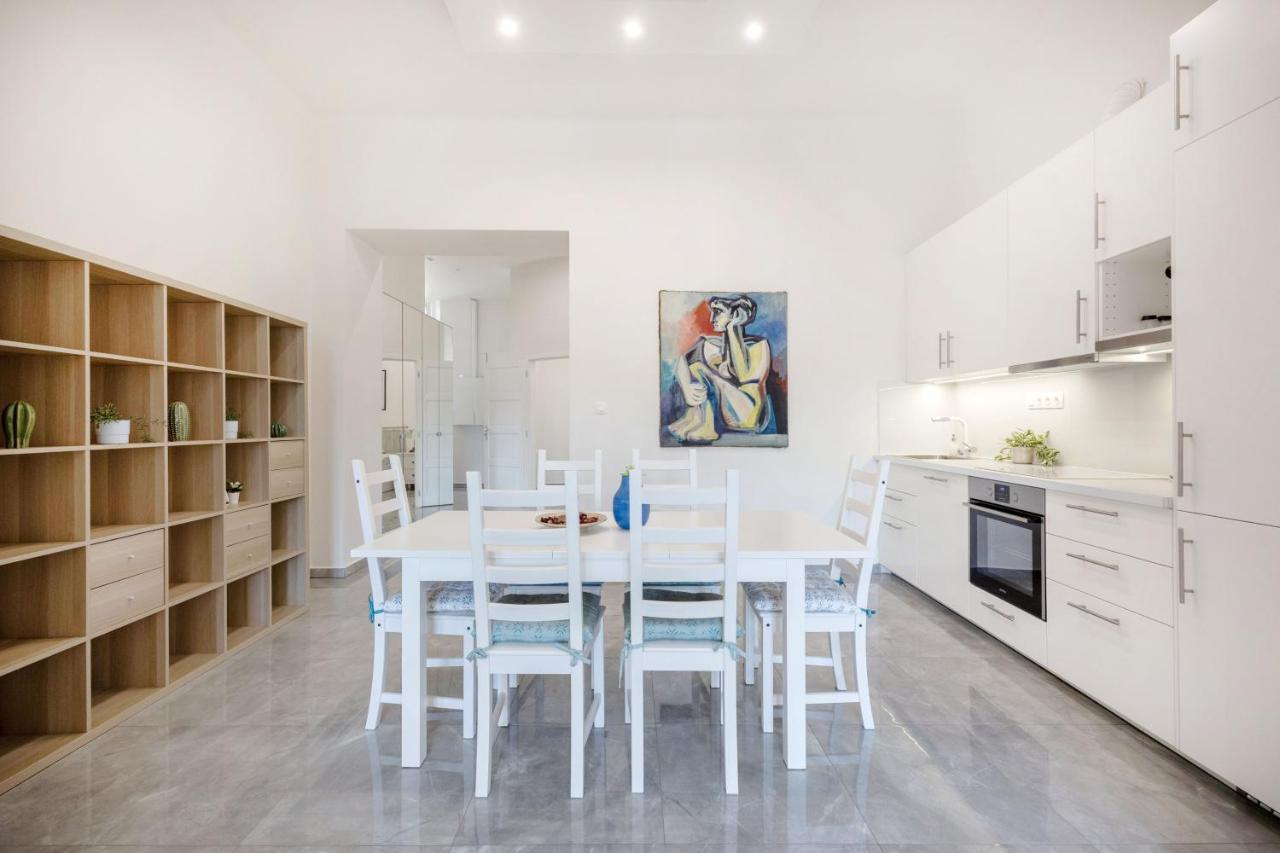 Apartman Walk To Vaci Street - Live In Lux Designer Apt W/ Amazing Views