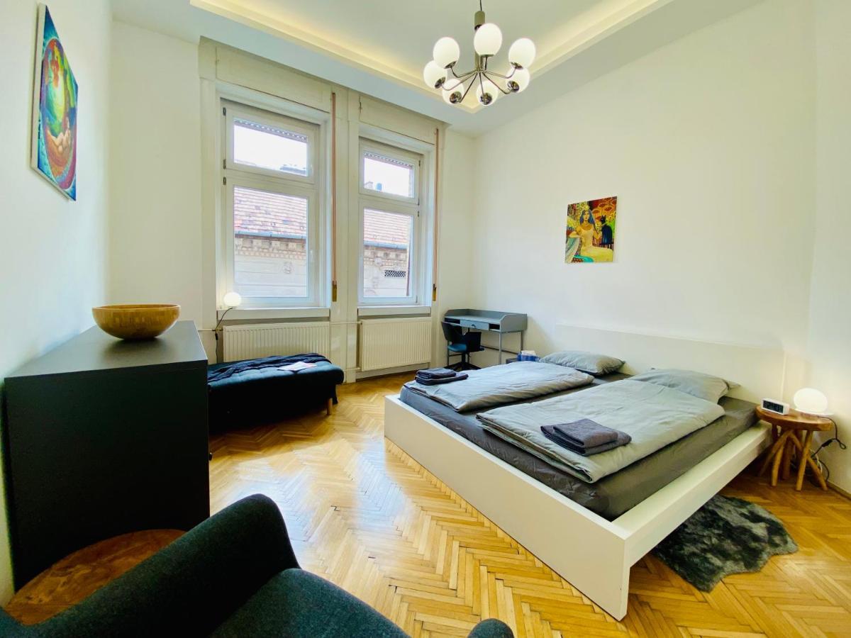 Spacious 4br Oasis In - Bp Sky Budapest