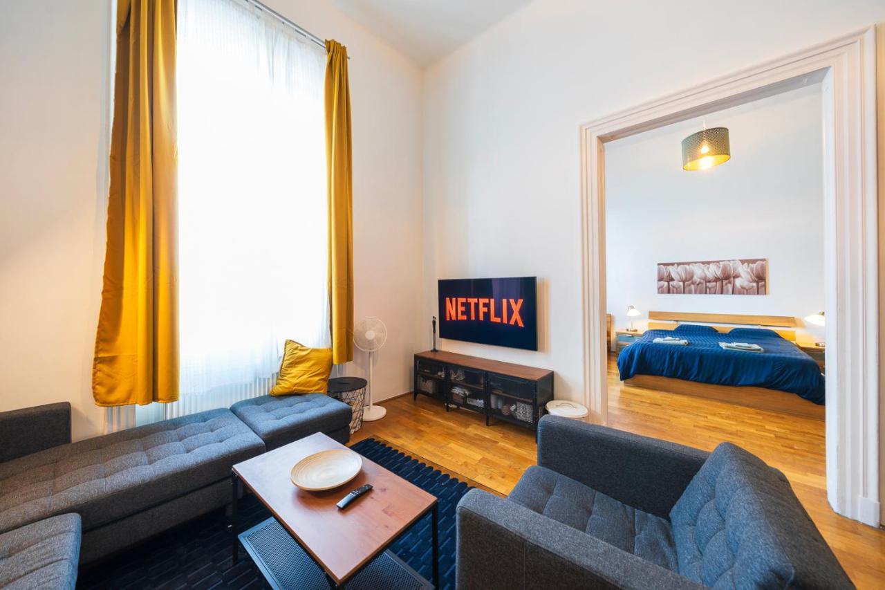 Apartamento Shining Bright Two Bedroom Next To Andrassy Ave *