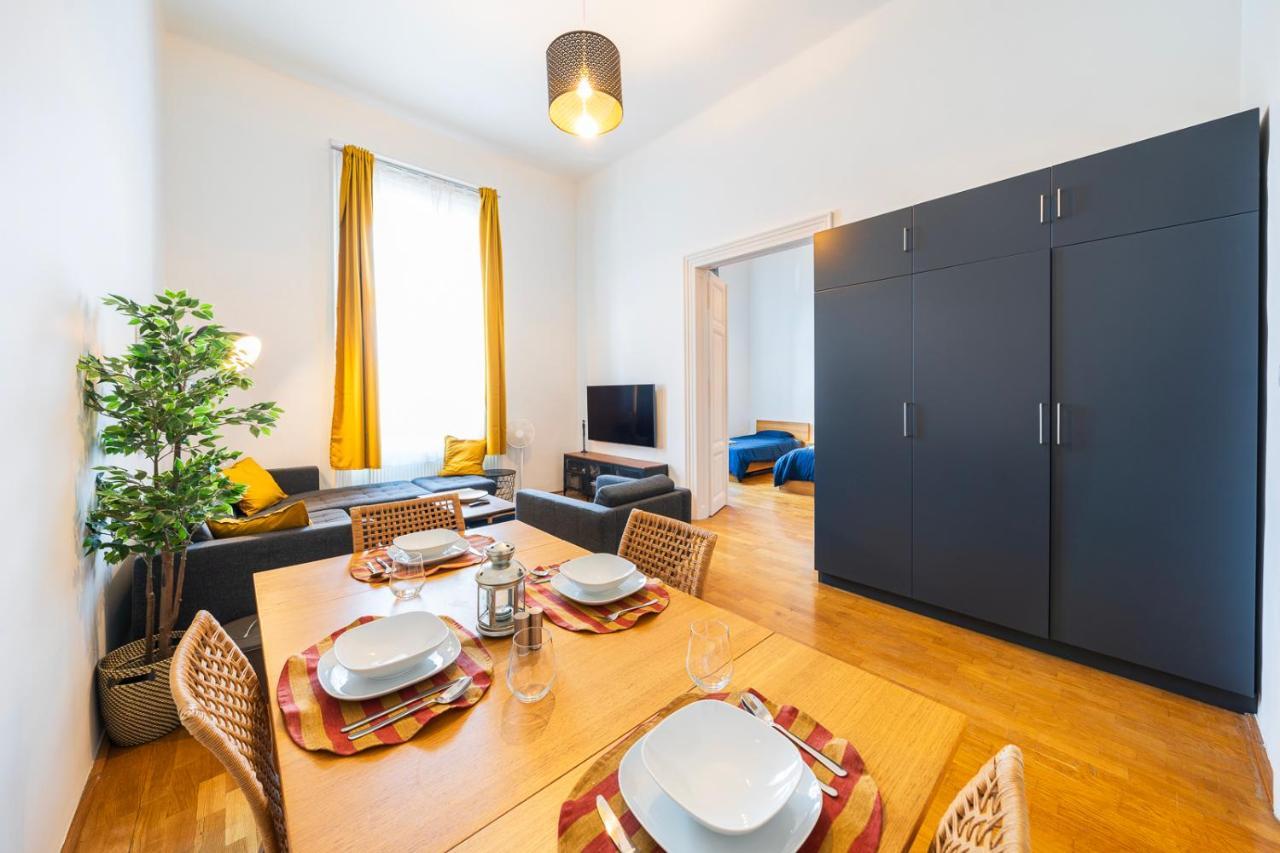 Apartamento Shining Bright Two Bedroom Next To Andrassy Ave *