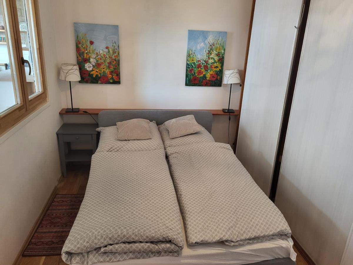 Sunny Panorama Flat Near Castle With Balcony Budapest