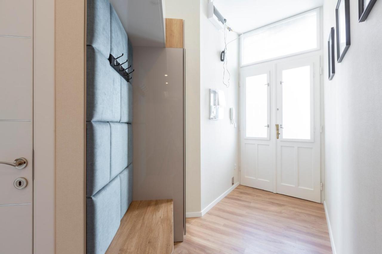 Exclusive Dohany With Balcony Next To The New York Cafe Appartamento Budapest