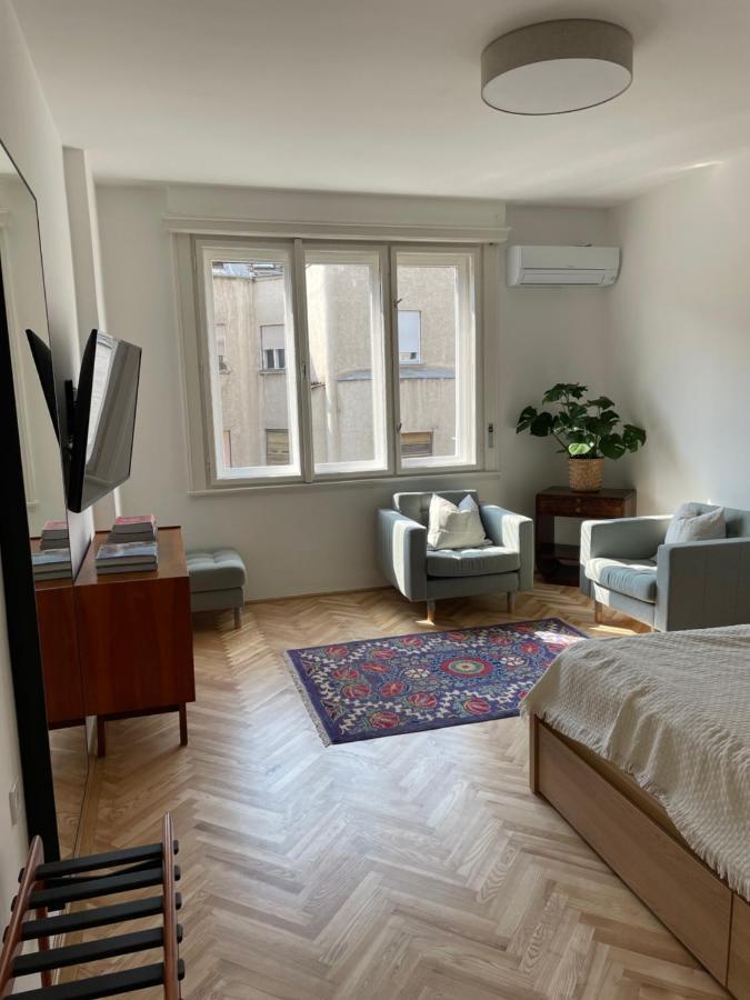 5 * Budapest