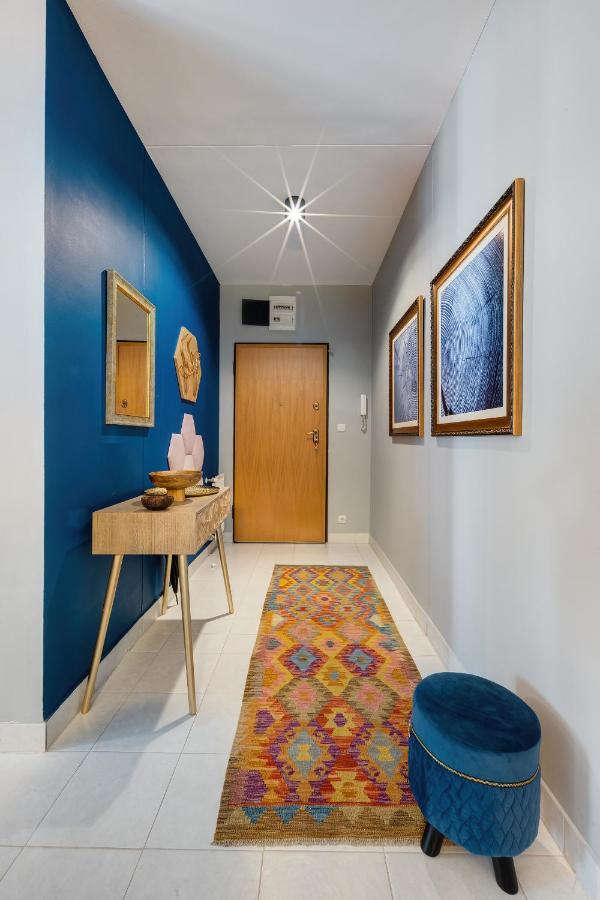 Apartmán Stylish And Colorful With Balcony