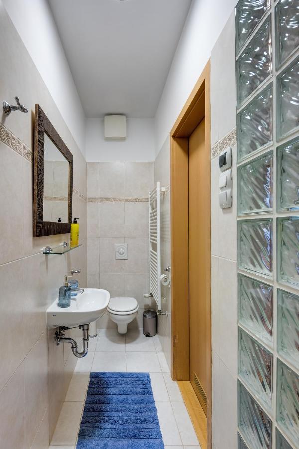 Apartmán Stylish And Colorful With Balcony Budapest