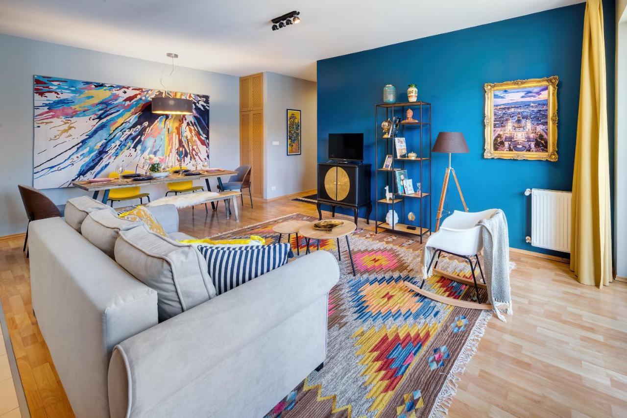 Apartmán Stylish And Colorful With Balcony *