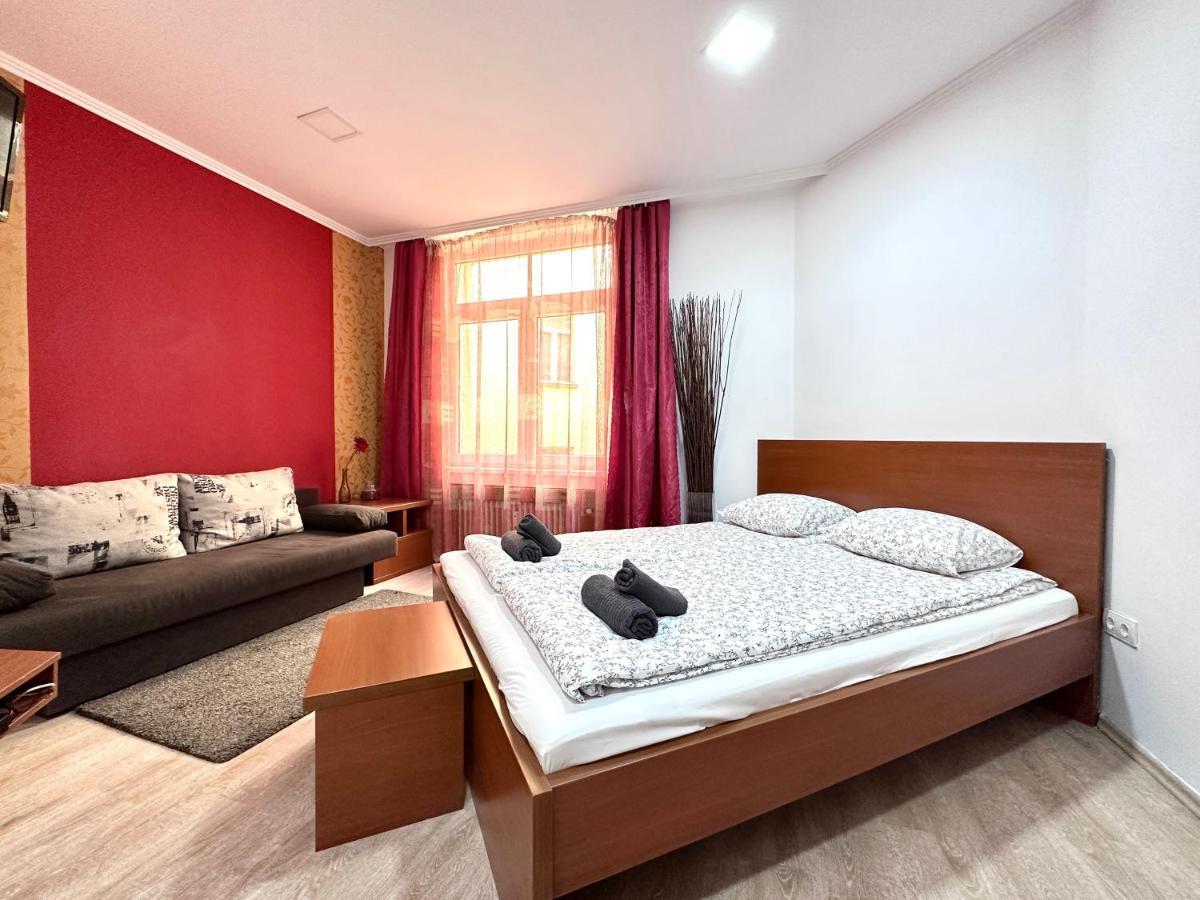 Central Seasons Design * Budapest