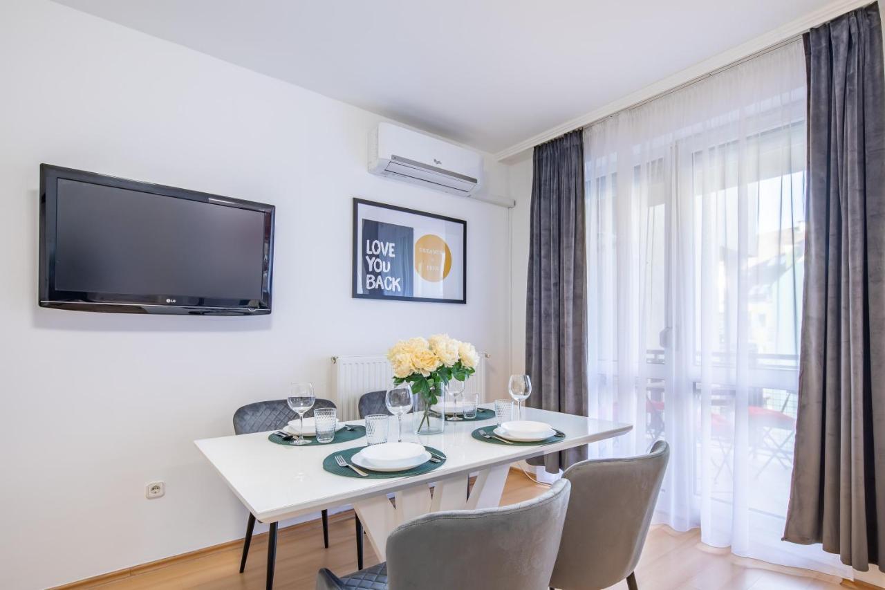 Two Bedrooms With Free Garage In The Downtown Budapest