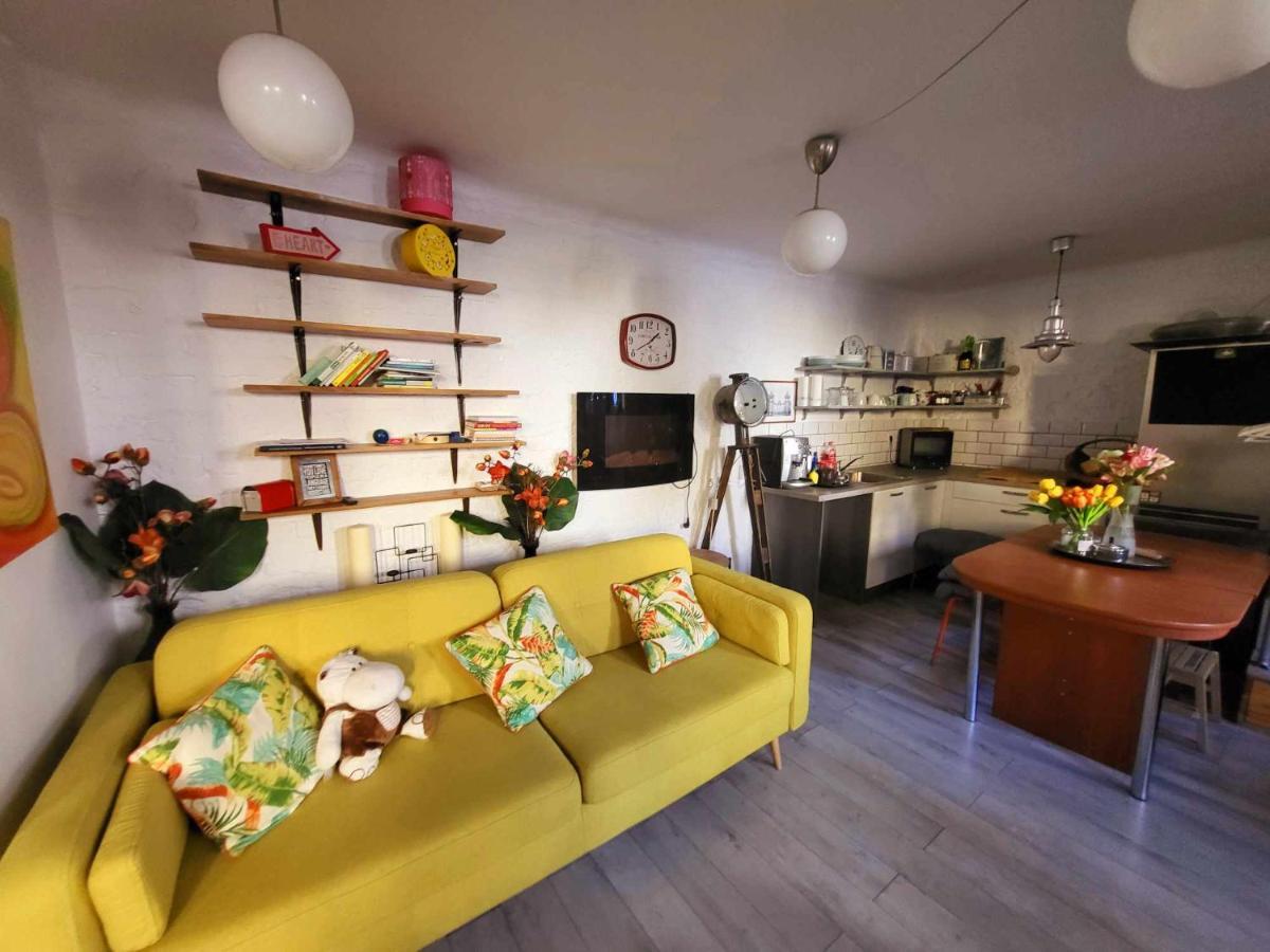 Cosy Apartman By The Castle *