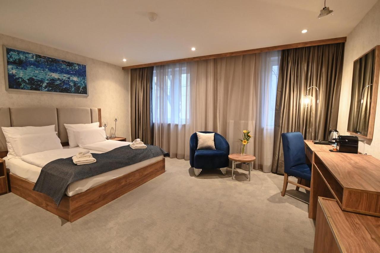 Foldana Hotel
