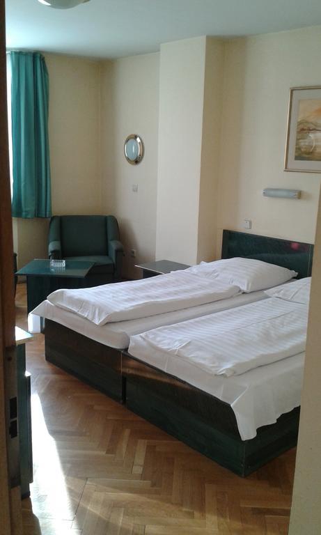 Hotel Bara 3*