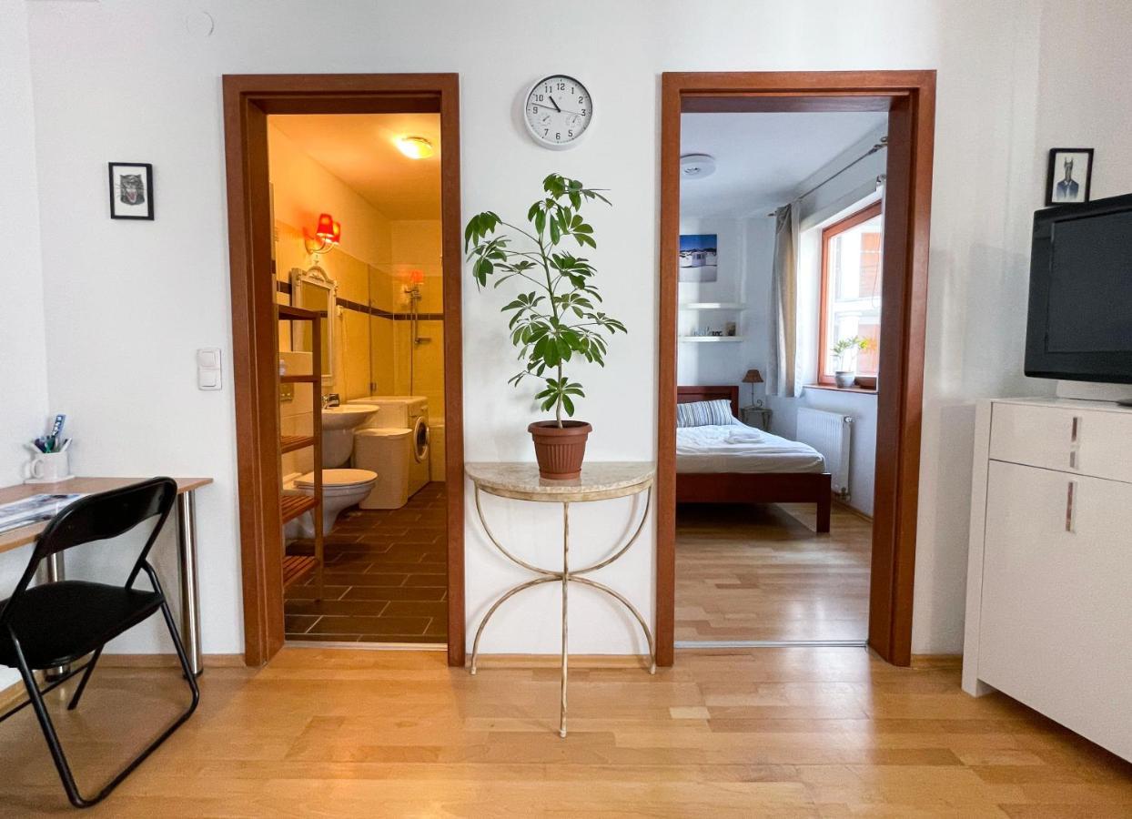 The Knight Boutique With Balcony Apartament