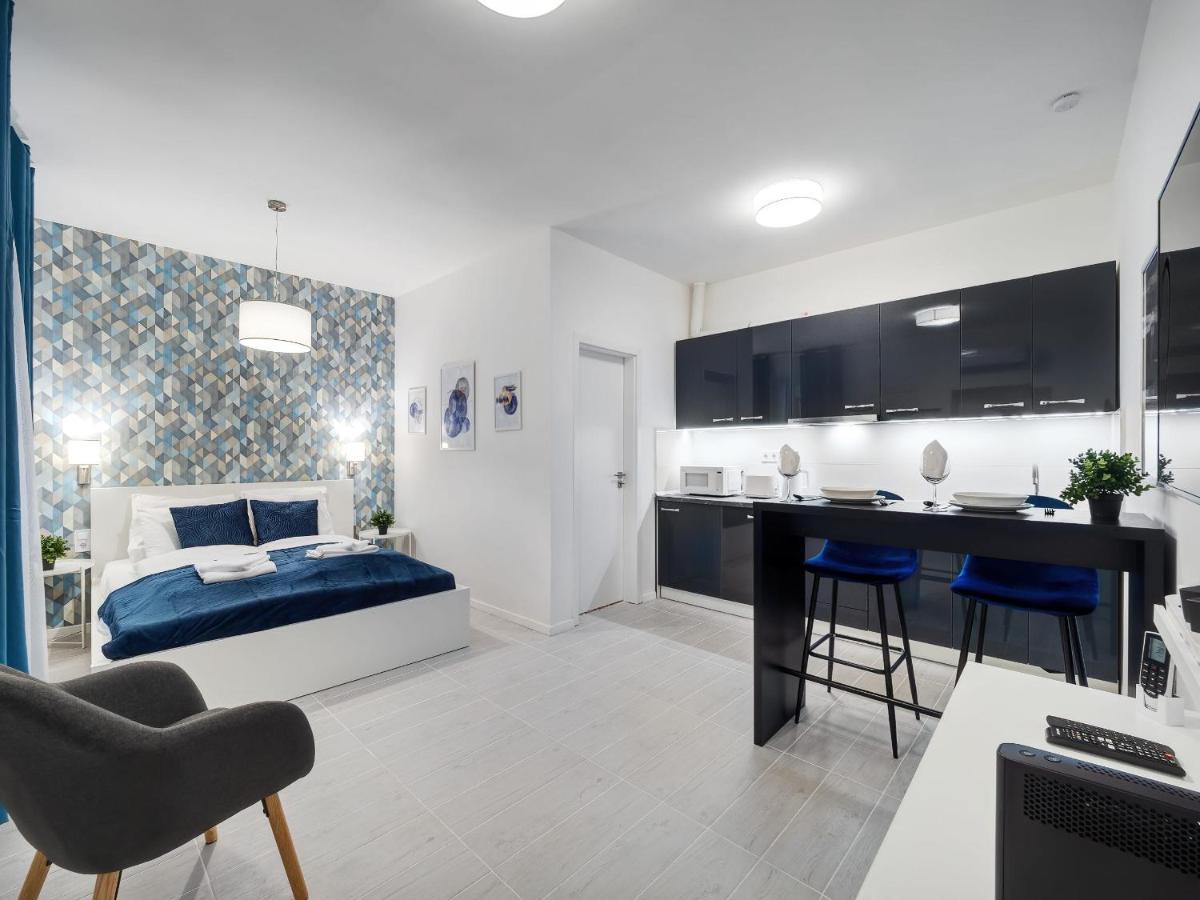 Apartment And New With Ac