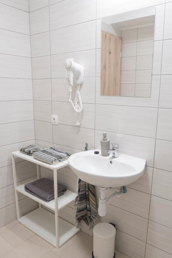 K111 Klapka Budapest