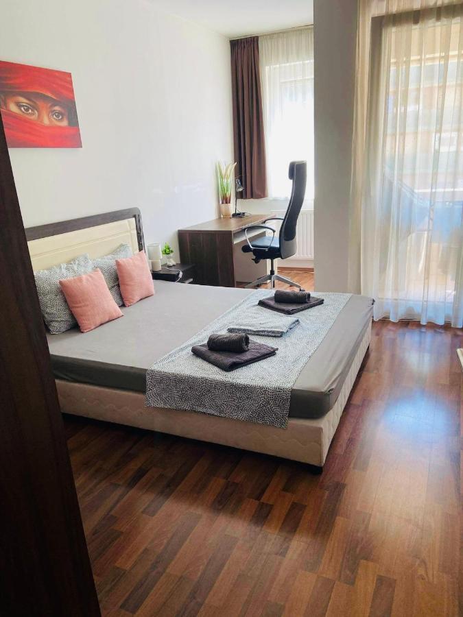 Apartment Corvin Boutique Parking In The Plaza Budapest