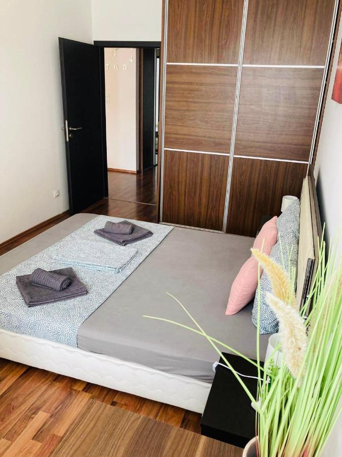 Apartment Corvin Boutique Parking In The Plaza Budapest