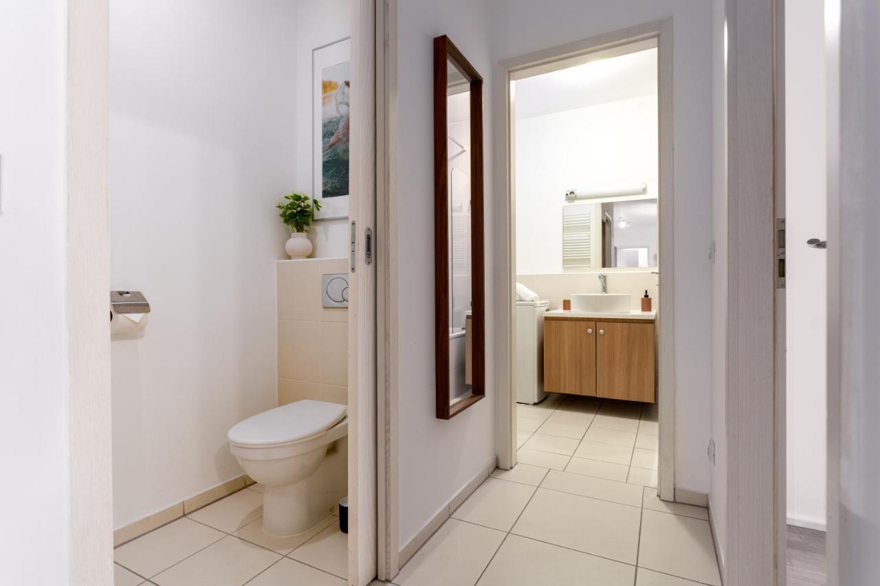 Urban Oasis With Free Parking Apartamento