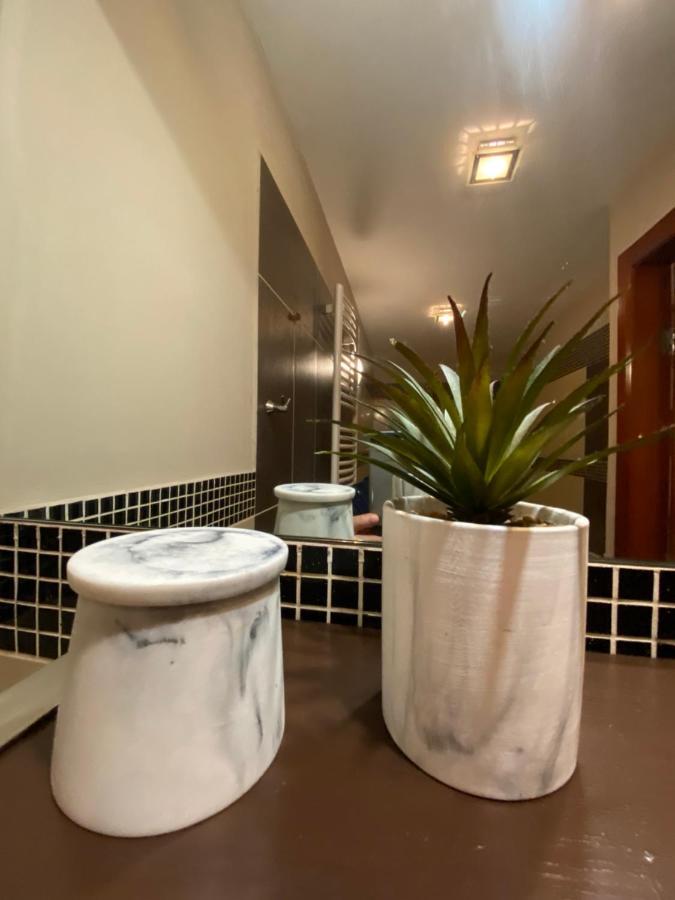 Lägenhet Location In The Heart Of The City, 2 Bedrooms, 2 Bathrooms Budapest