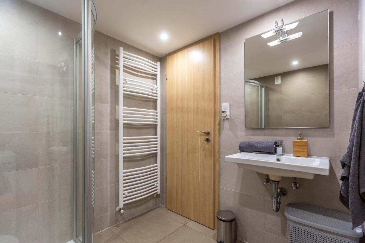 Spacious Bajcsy In The Heart Of Apartamento Budapest