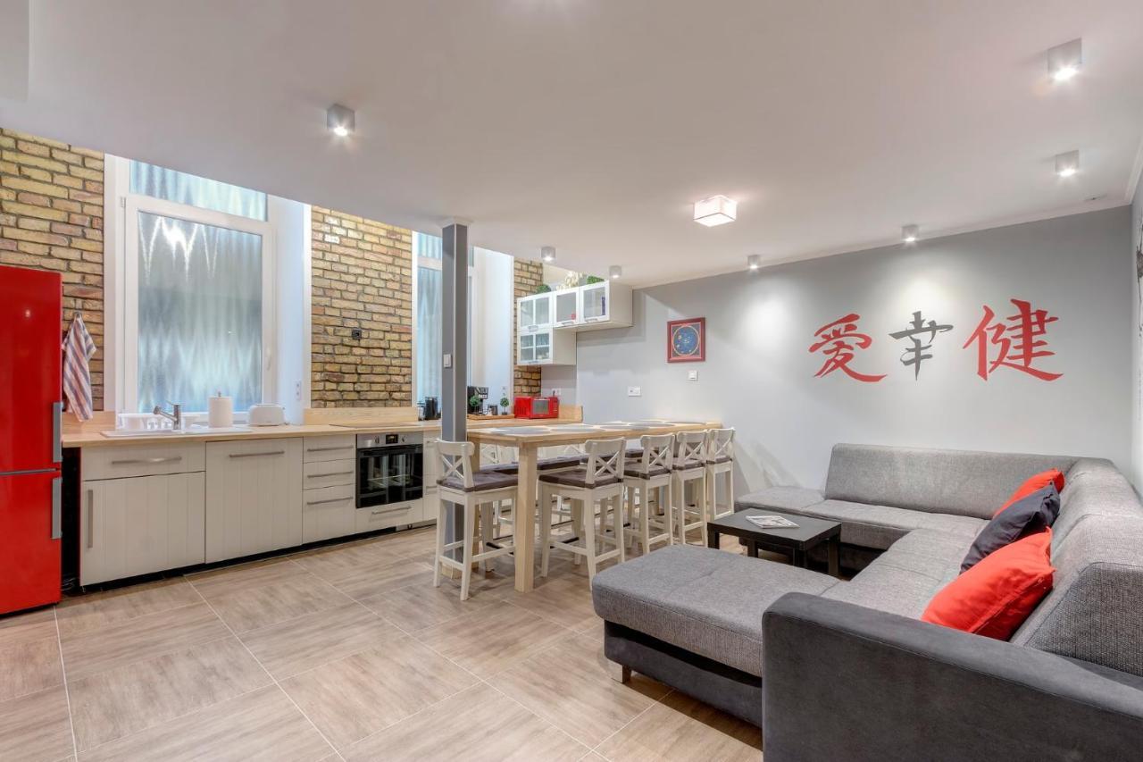 Zen Apartment *