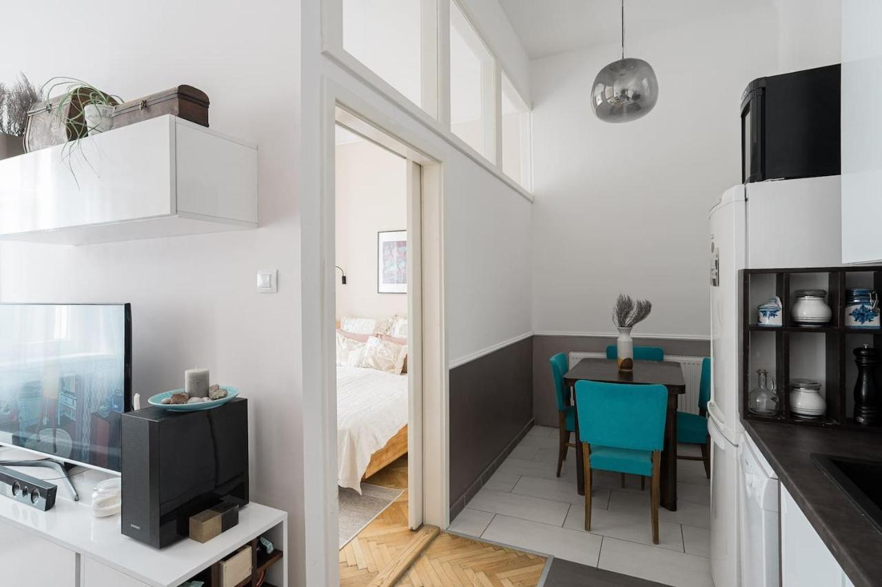 Sunrise Lounge Corvin 63m2 Ac *