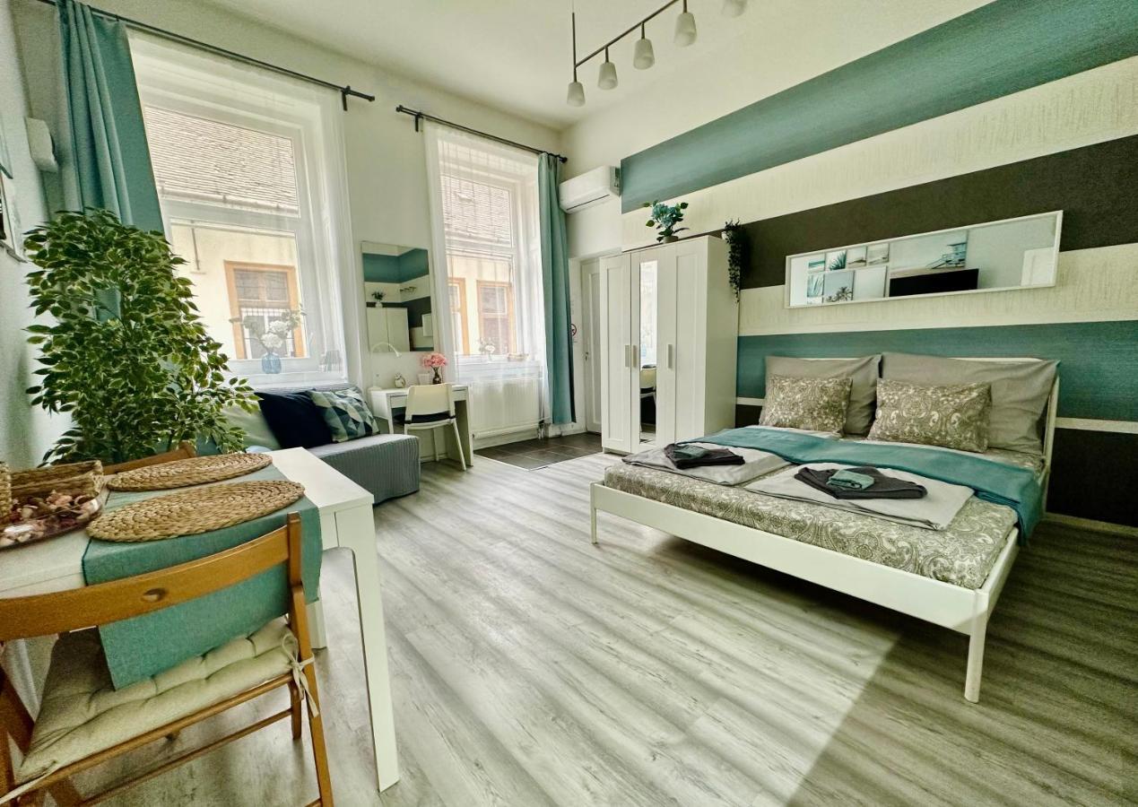 *central*600mbps*smarttv*ac* Budapest