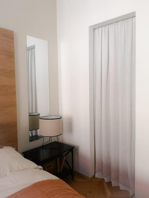 Castlehill1011- Free Parking And Ac In The Inner Budapest