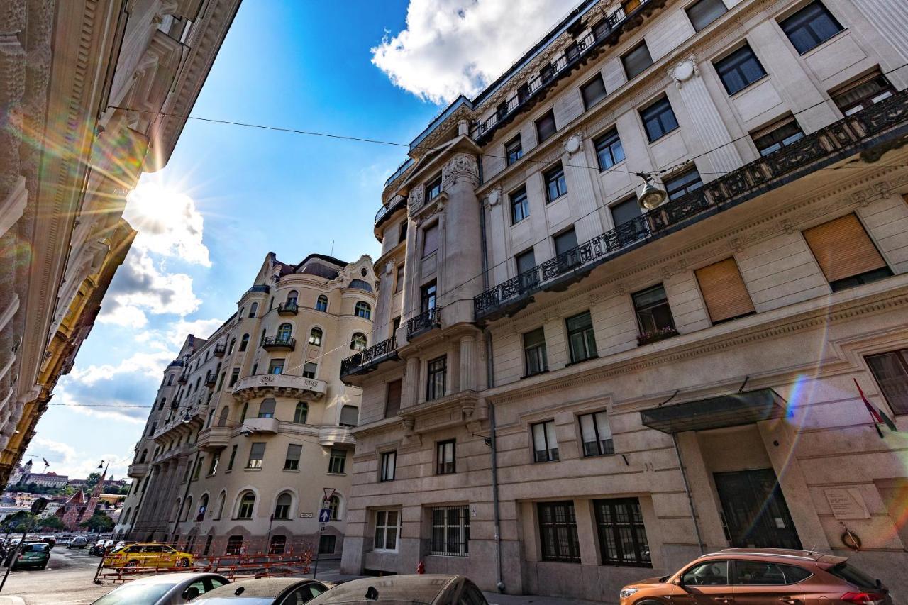 Riverside Luxury Apartamento *