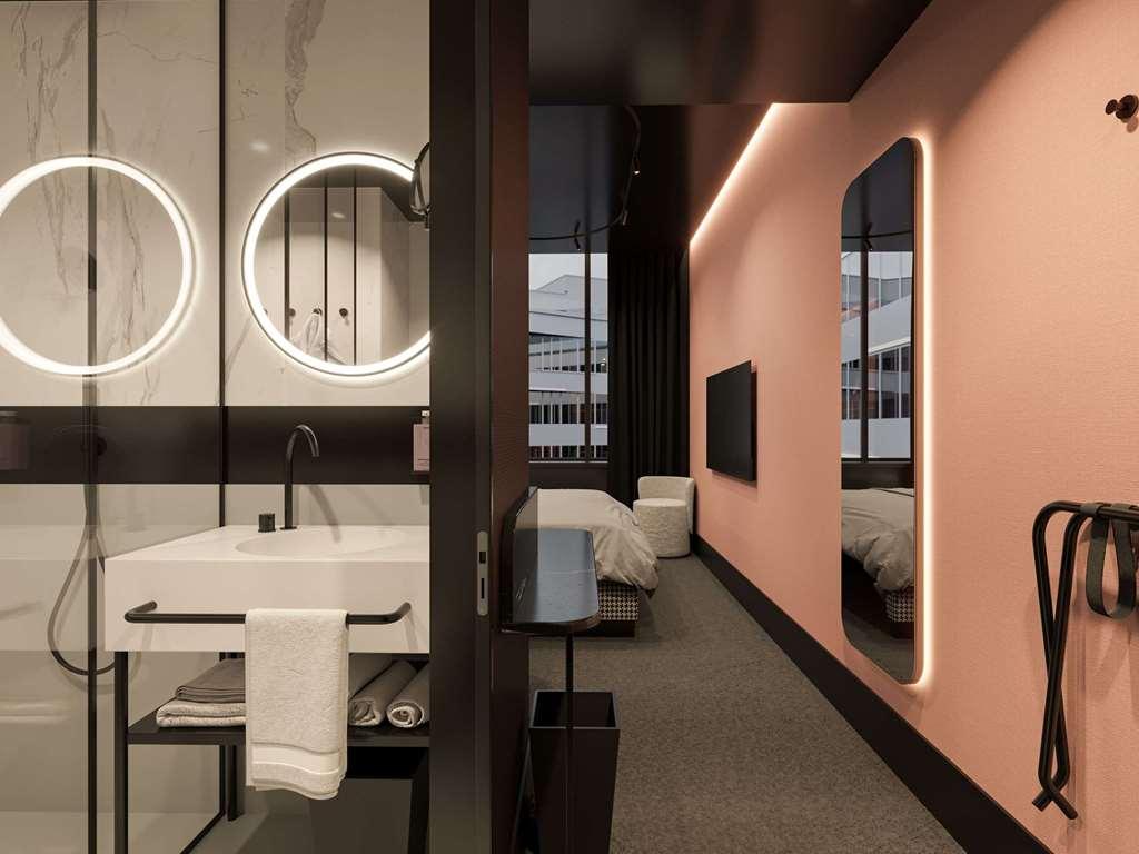 Tribe Stadium Hotel 4*