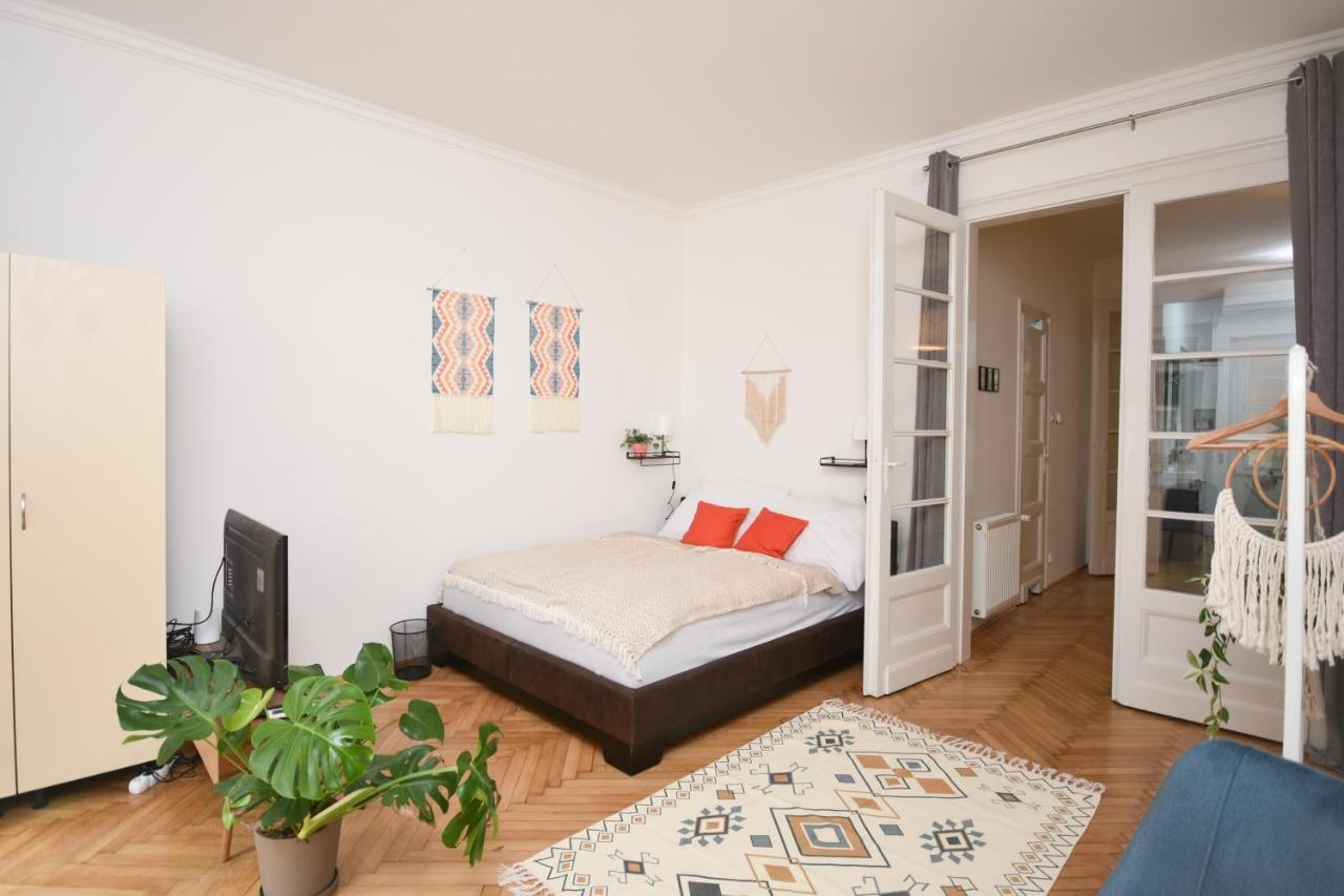 Apartment Castle Nest Budapest