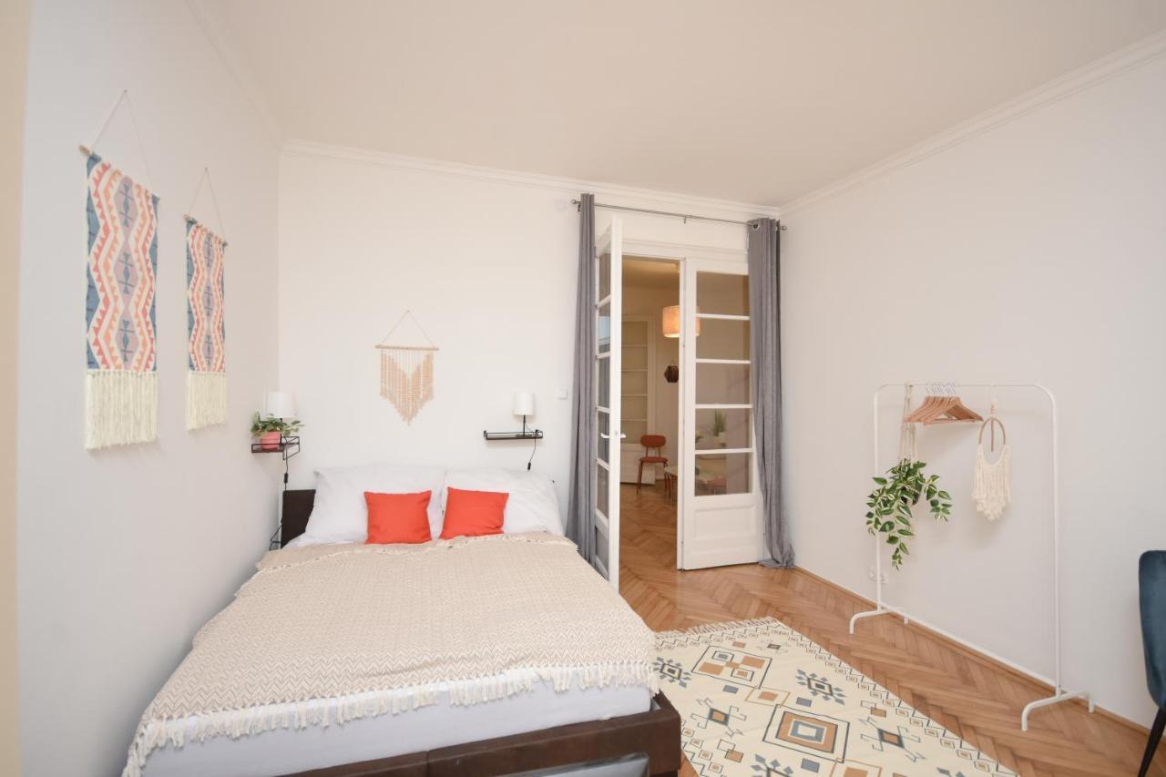 Apartment Castle Nest *