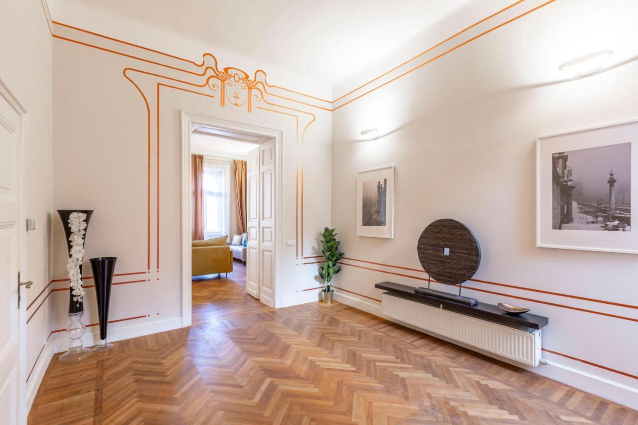 Exclusive & Stylish In The Heart Of Apartament Budapeszt