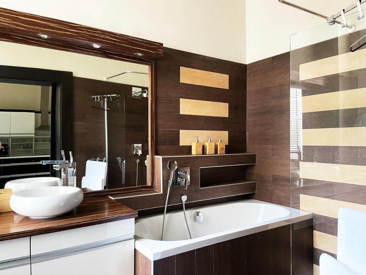 Deluxe Cosmopolitan With Free Parking Budapest