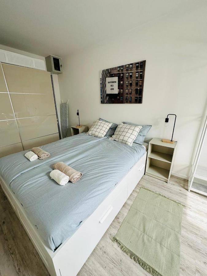 Apartment Palace Quarter 1 Peaceful Modern Floor
