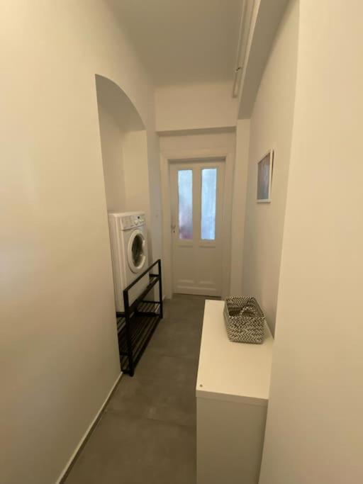 Charming In The Heart Of Gellert Area. Lejlighed Budapest