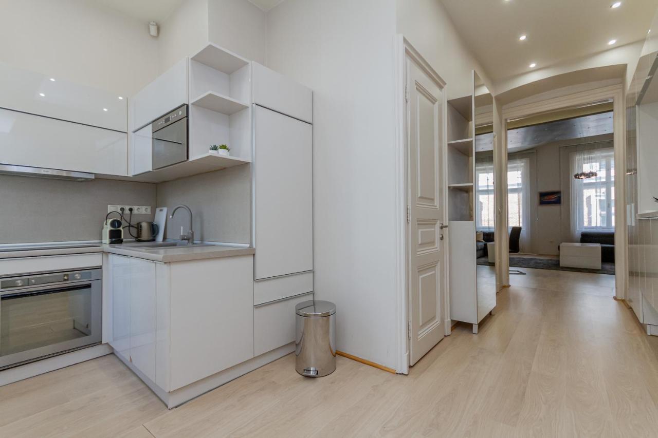 Andrassy Str. Luxury Apartment Budapest