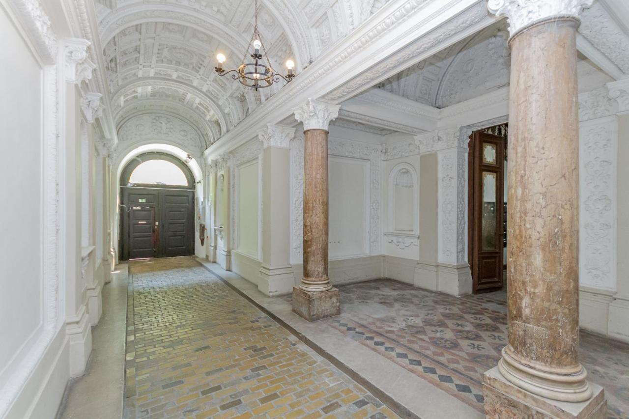 Andrassy Str. Luxury Apartment