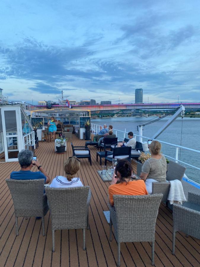 Diana Cruises Botel Boedapest