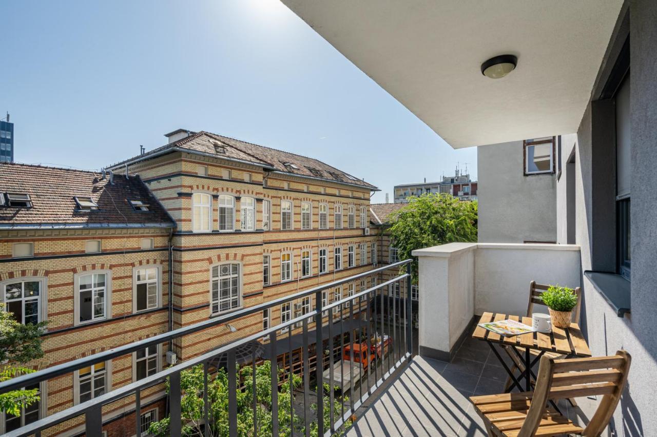Apartamento Iris Indigo *