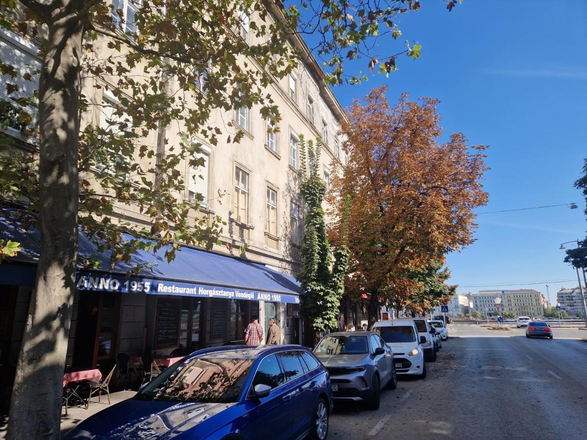 Lägenhet Halasz 2-bedroom Near Castle, Free Public Parking Nearby