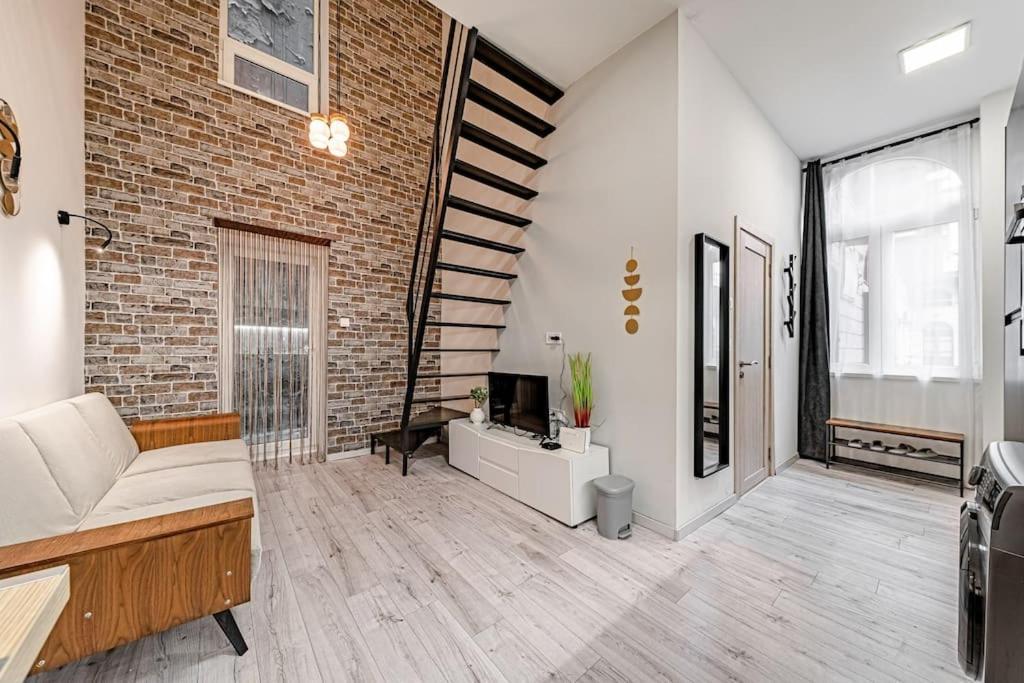 Chic Loft Bp: Industrial Gem Apartamento *