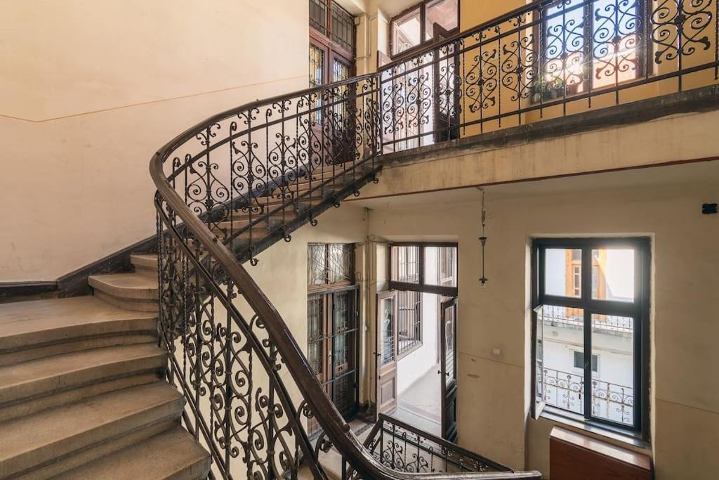 Design By Nw Apartment