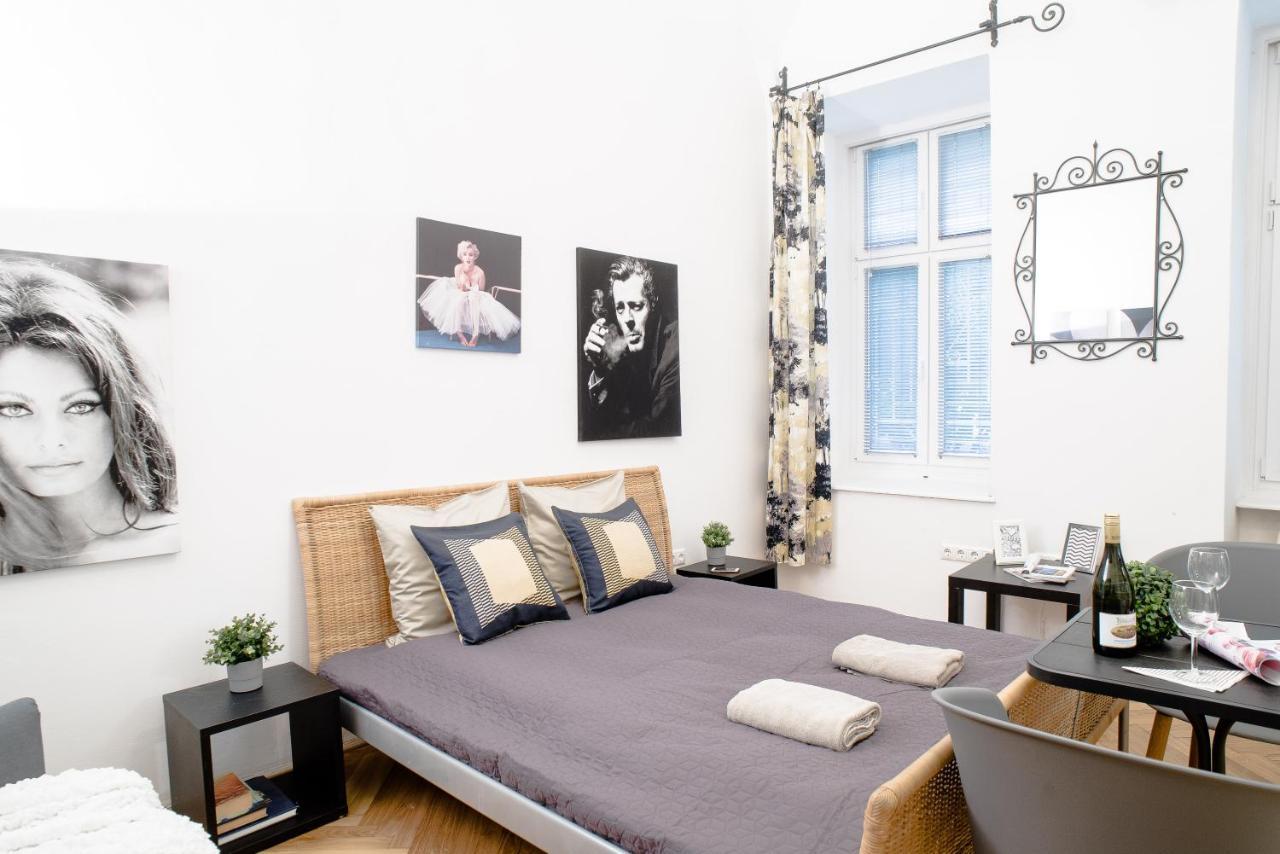 Klarahome-studio