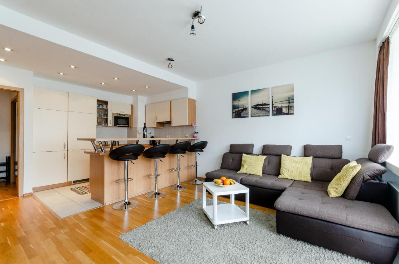 Flat At The Danube With Wellness Privatunterkunft *